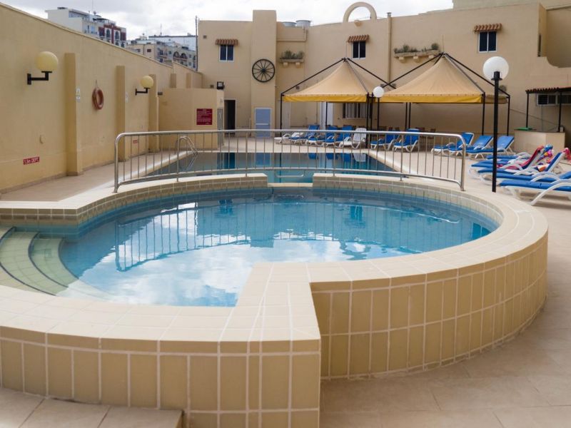 Mavina Hotel & Apartments 3*