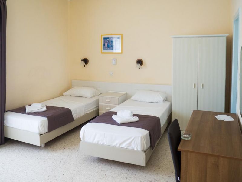 Mavina Hotel & Apartments 3*