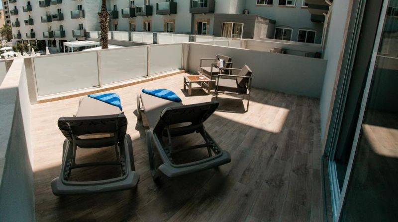 Pebbles Resort 4*