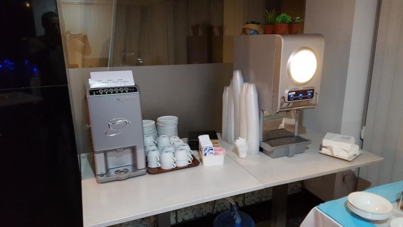 Waters Edge 3*