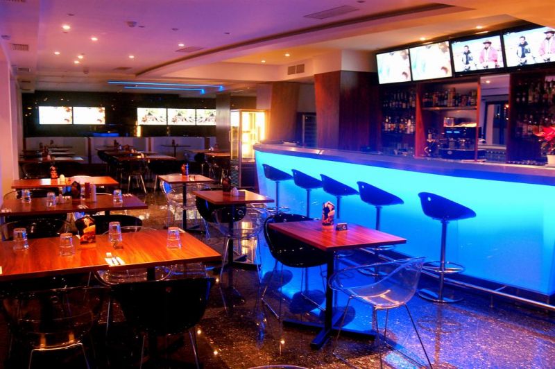 Waters Edge 3*