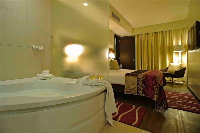 Eka Hotel 5*