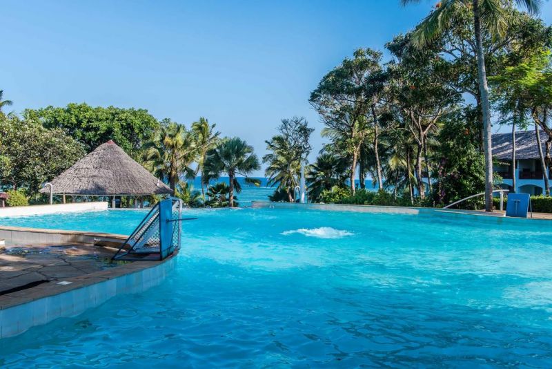 Leisure Lodge Beach & Golf Resort 4*
