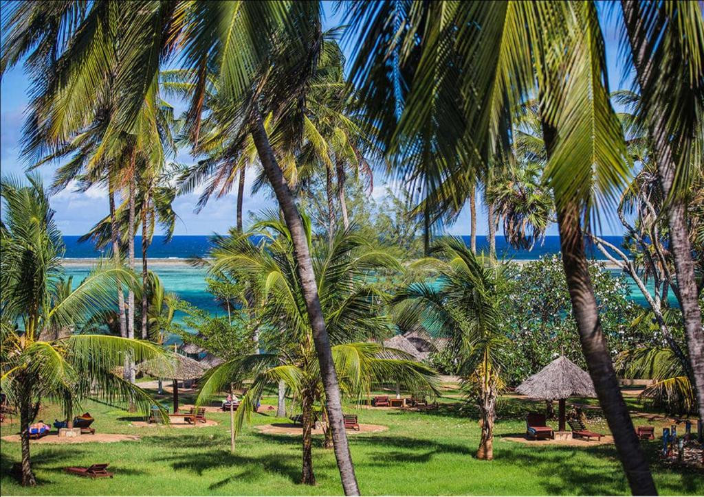 Reef Hotel 3*