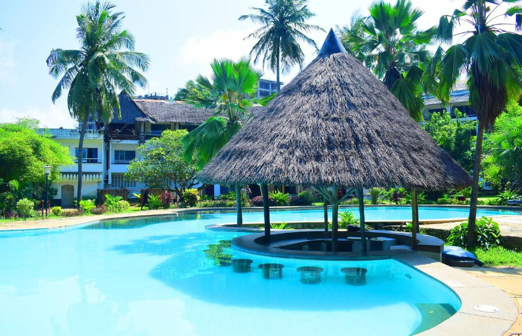 Reef Hotel 3*