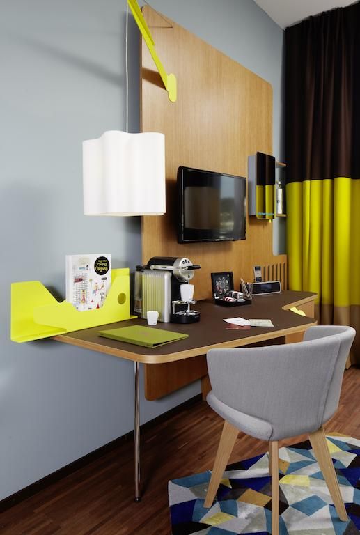 25 Hours Zurich West 3*
