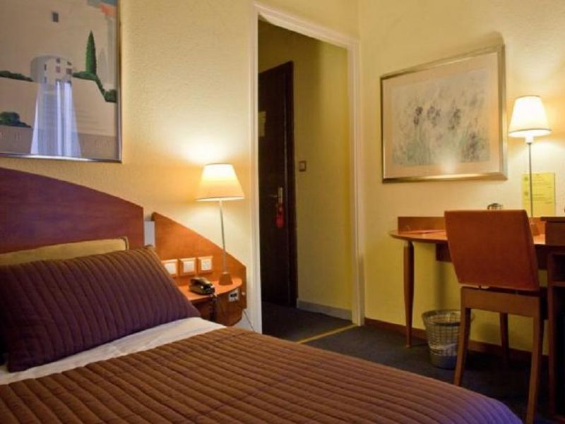 Admiral Hotel 3*