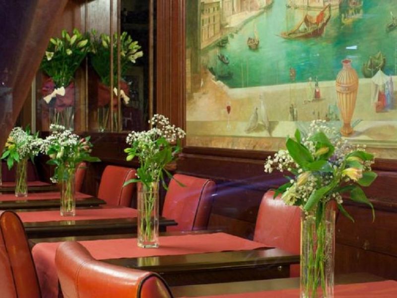 Admiral Hotel 3*
