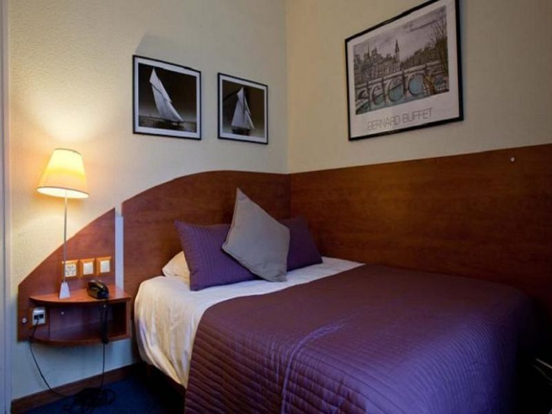 Admiral Hotel 3*