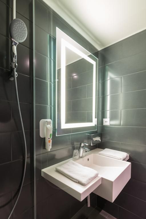 Ibis Styles Bern City (Ex. Astoria Hotel Bern) 3*