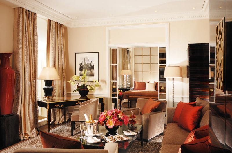 Baur Au Lac 4*
