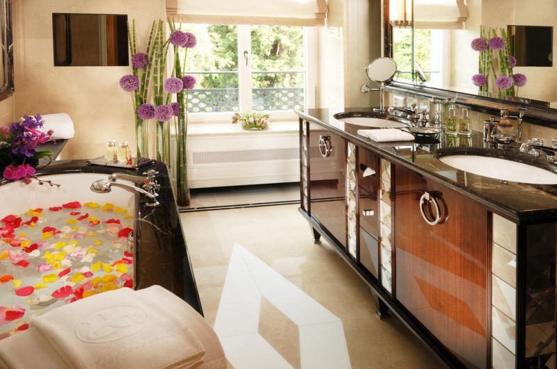 Baur Au Lac 4*