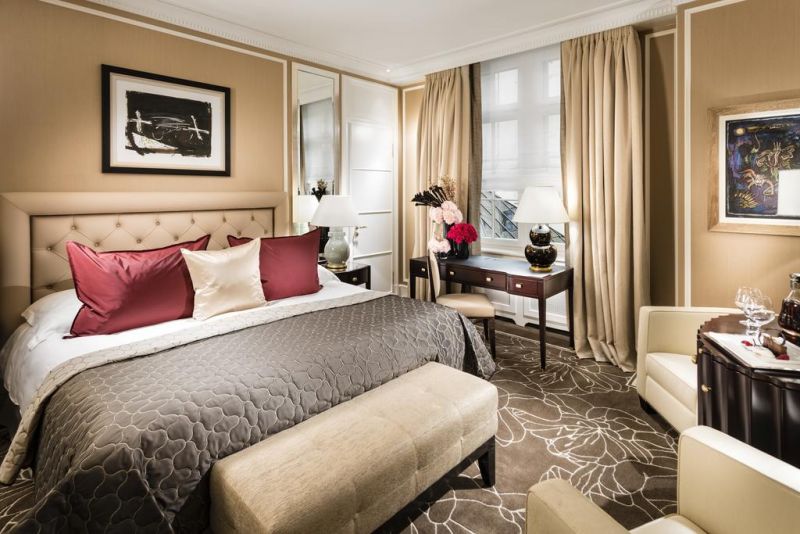 Baur Au Lac 4*