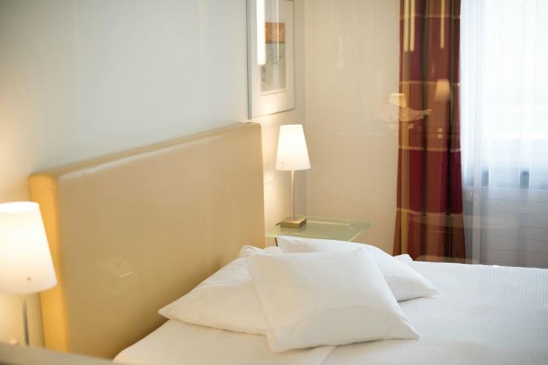 Best Western Premier Hotel Glockenhof 4*