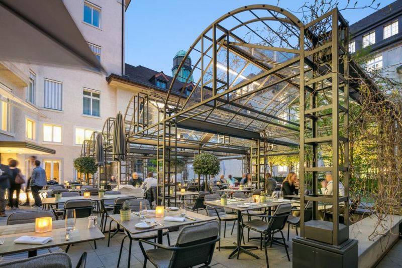 Best Western Premier Hotel Glockenhof 4*
