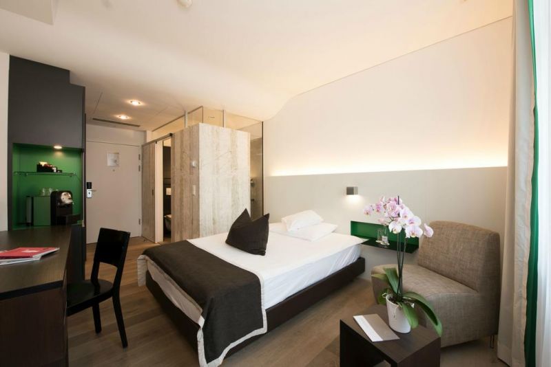 Best Western Premier Hotel Glockenhof 4*