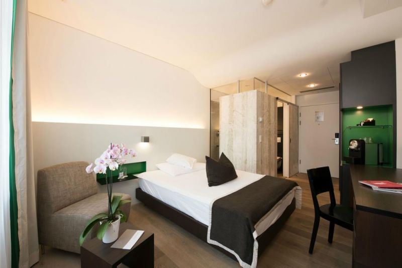 Best Western Premier Hotel Glockenhof 4*