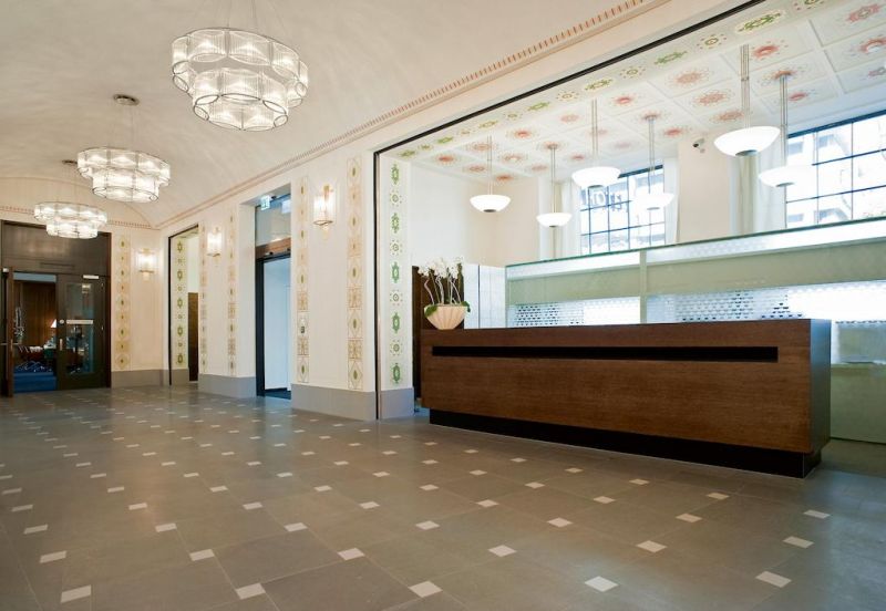 Best Western Premier Hotel Glockenhof 4*