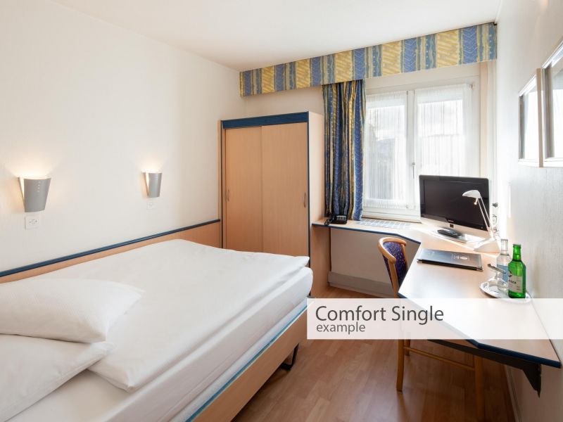 Comfort Hotel Royal Zurich 3*