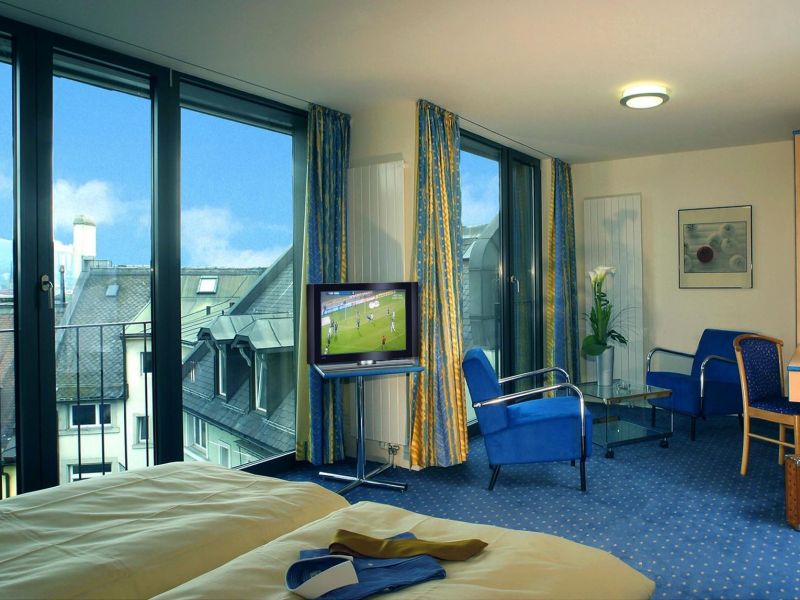 Comfort Hotel Royal Zurich 3*