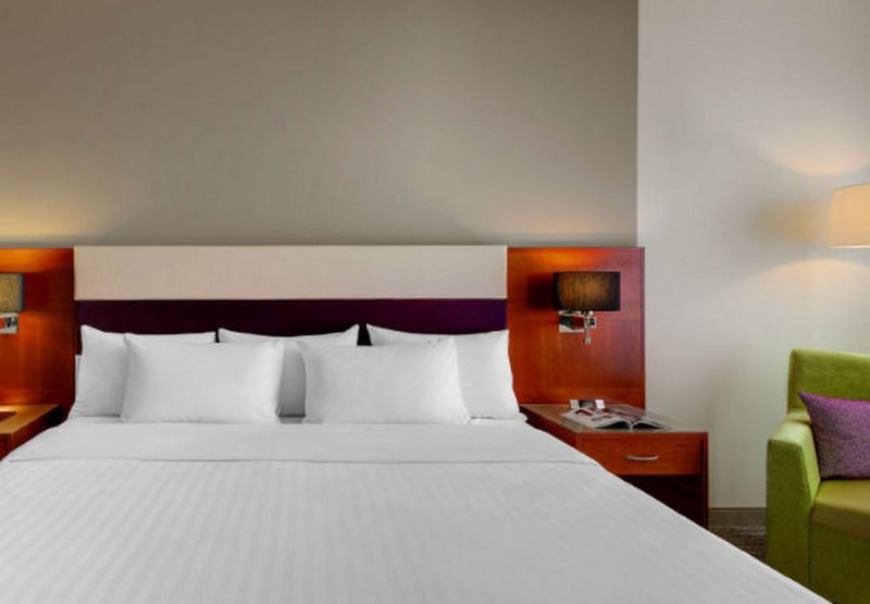 Courtyard Zurich North 4*