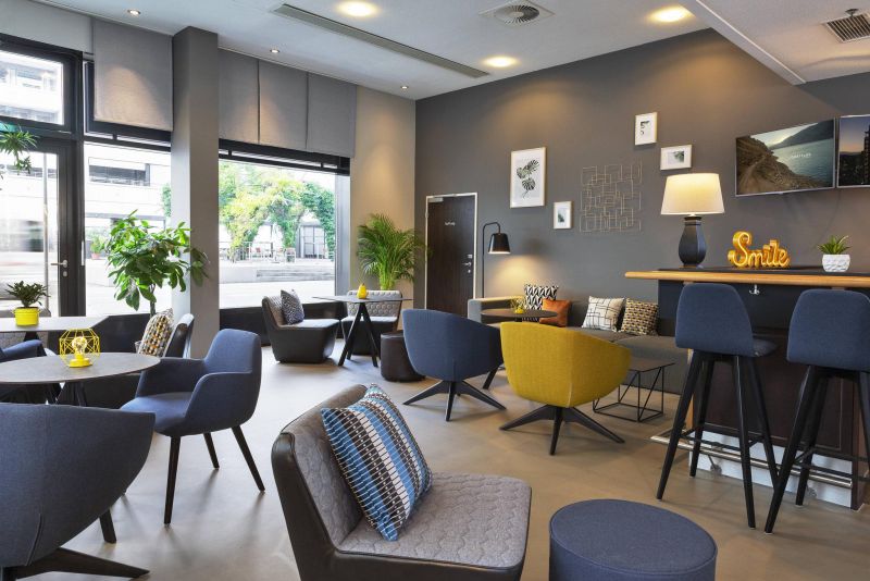 Courtyard Zurich North 4*