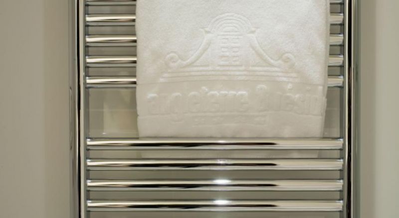 Hotel Angleterre & Residence 4*