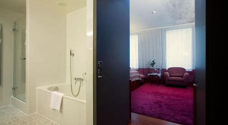 Hotel Angleterre & Residence 4*