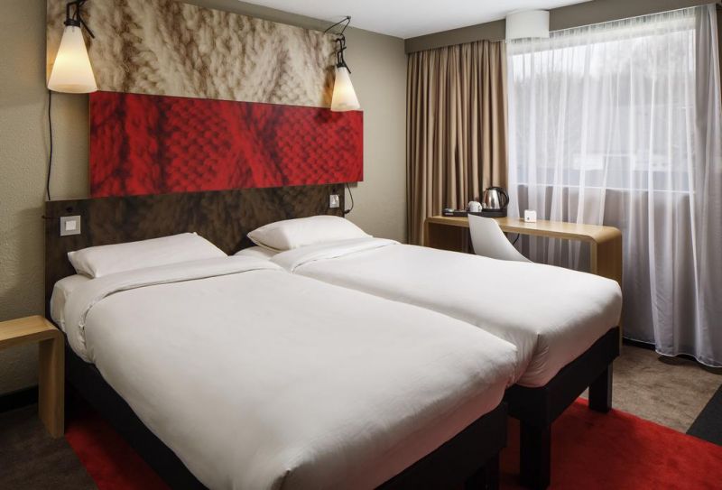 Ibis Geneve Centre Gare 2*