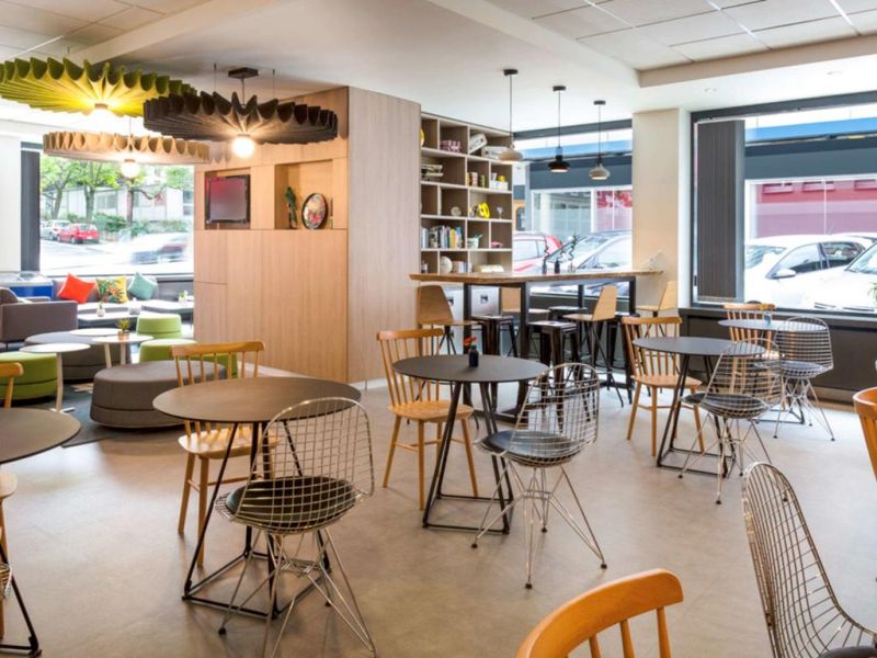 Ibis Geneve Centre Gare 2*