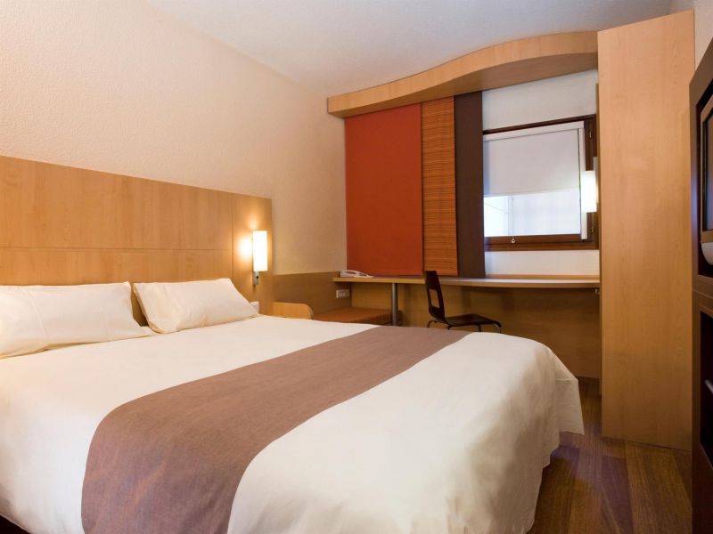 Ibis Geneve Petit Lancy 2*