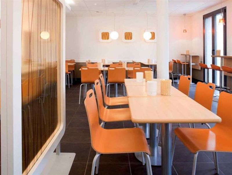 Ibis Geneve Petit Lancy 2*