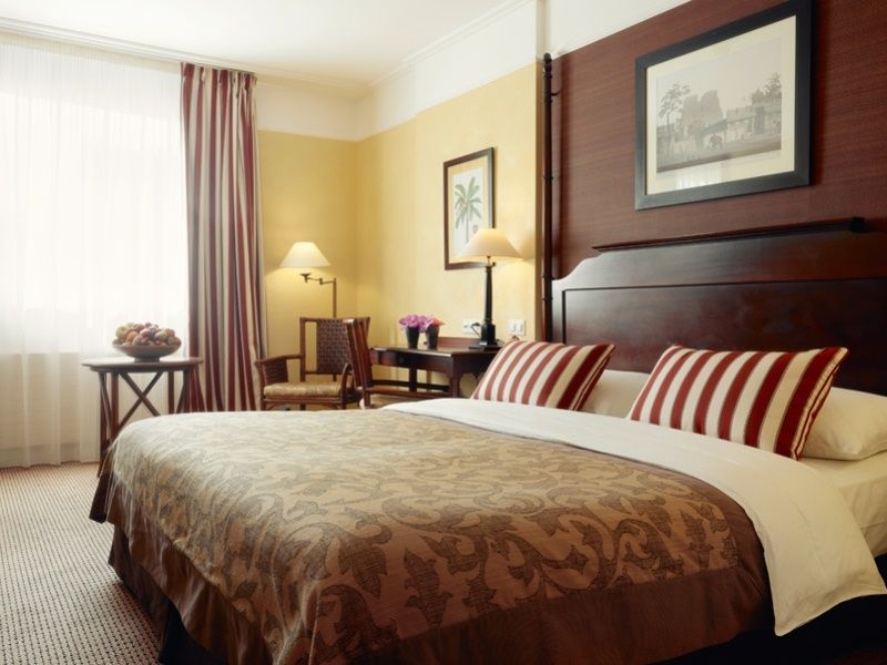 Kipling Manotel 3*
