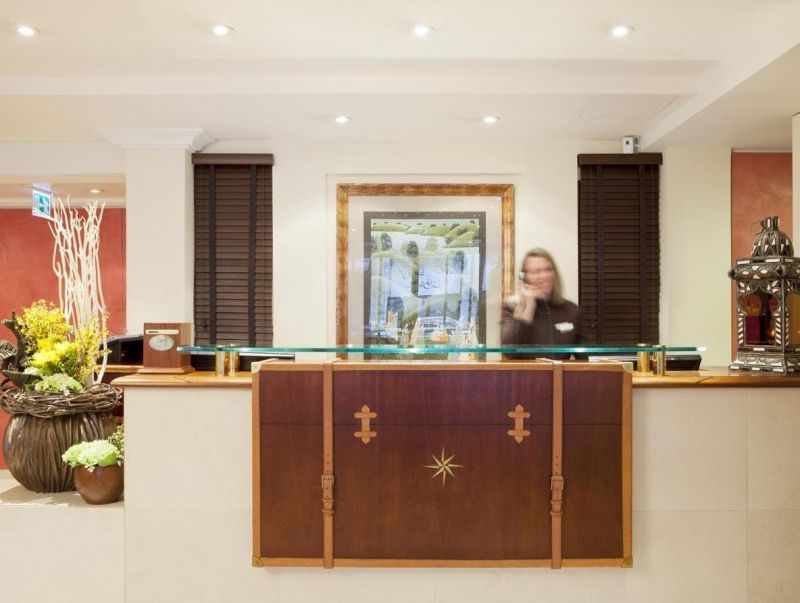 Kipling Manotel 3*