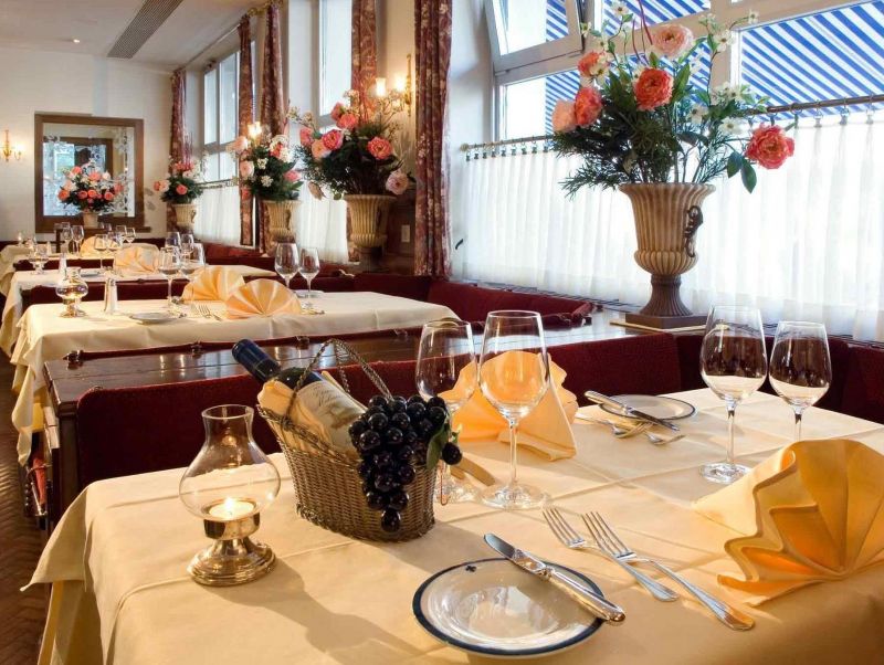 Mercure Stoller 4*