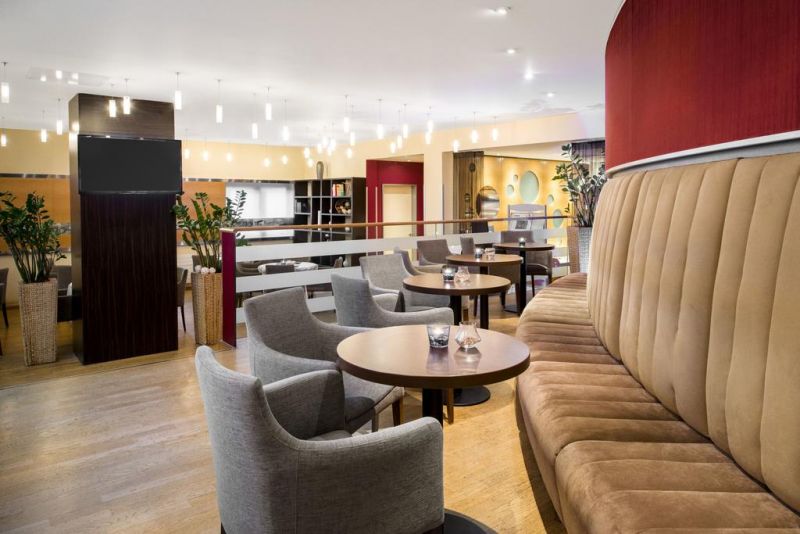 Nh Zurich Airport 4*