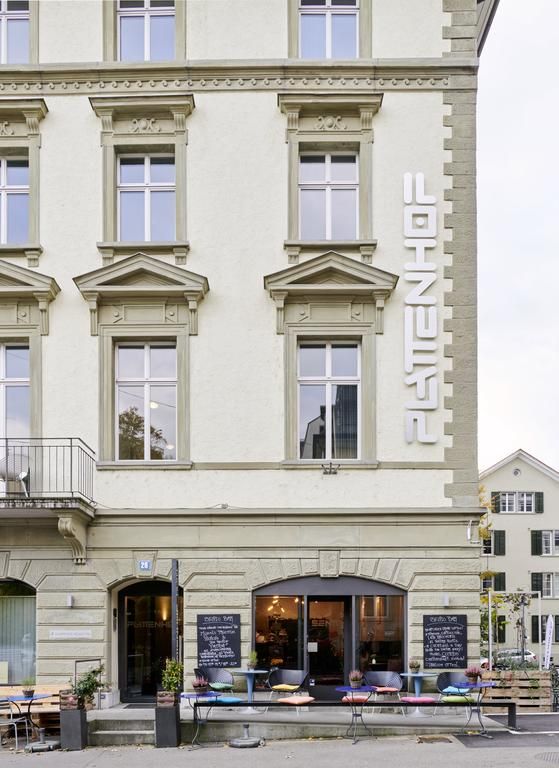 Plattenhof 3*