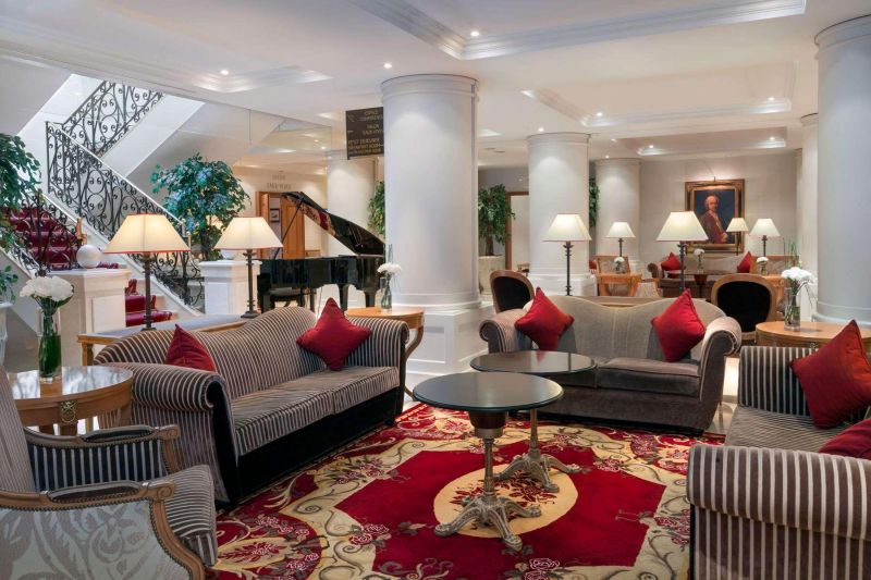 Royal Manotel 4*