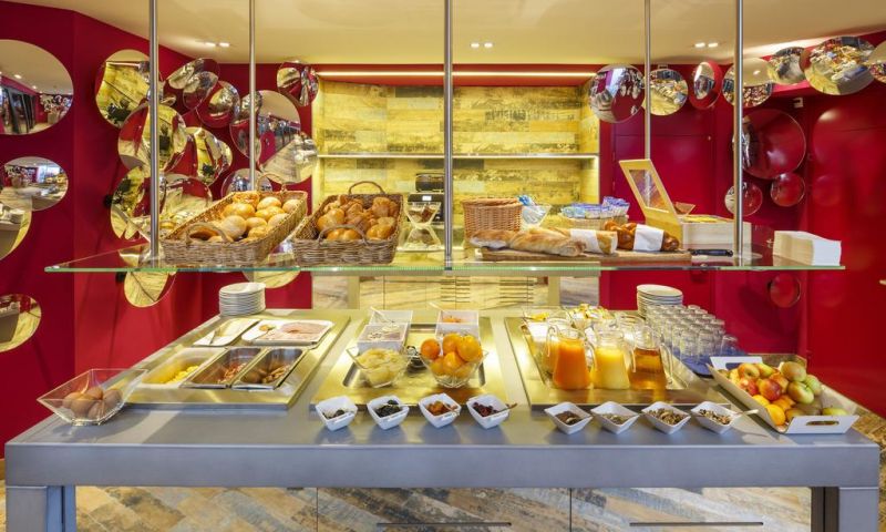 Swiss Wine Hotel & Bar 3*