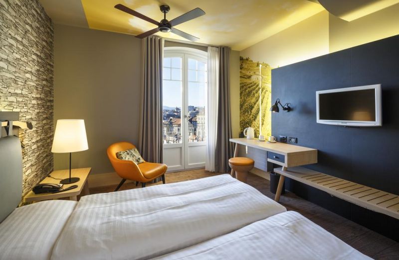 Swiss Wine Hotel & Bar 3*
