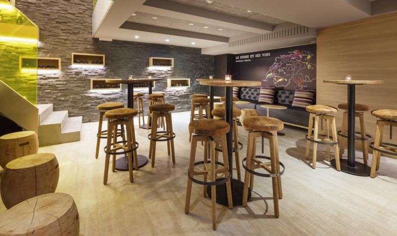 Swiss Wine Hotel & Bar 3*