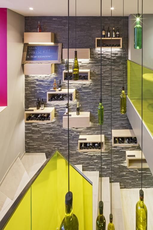 Swiss Wine Hotel & Bar 3*