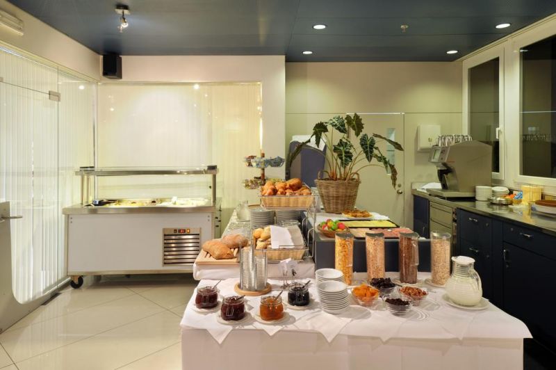 The Guests House Hotel 3*