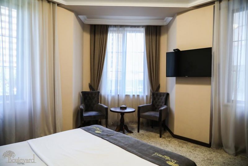 Boulevard Hotel 3*