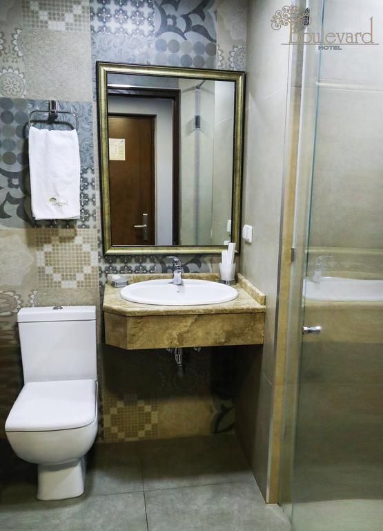 Boulevard Hotel 3*