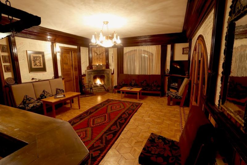 Daravand Guest House 3*