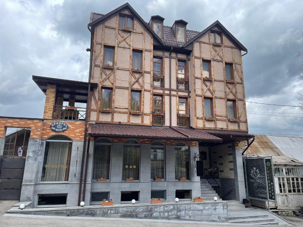 Faria Boutique Hotel 4*
