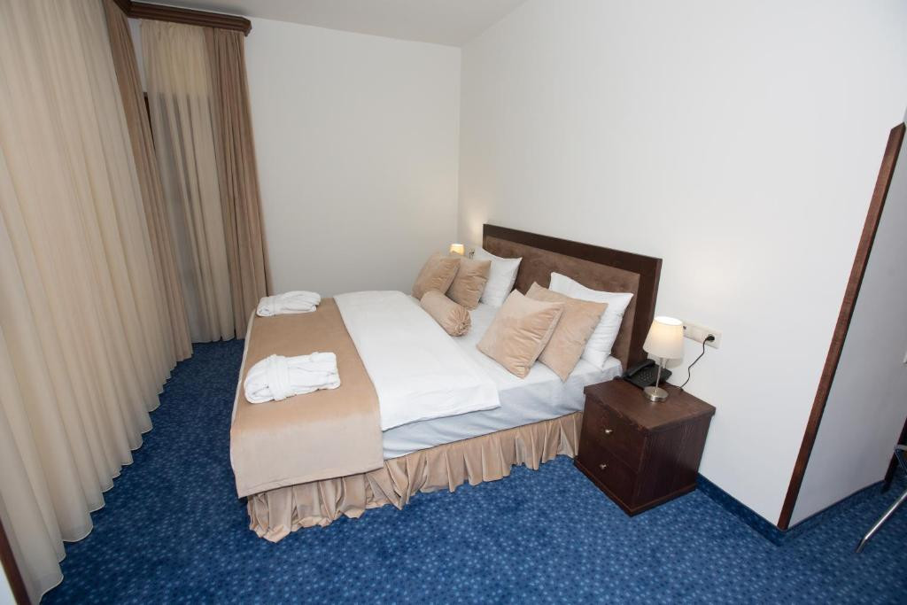 Faria Boutique Hotel 4*
