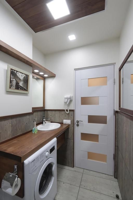 Gallery Apartments 4*