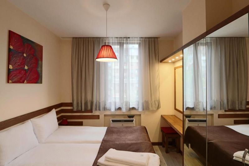 Gallery Apartments 4*